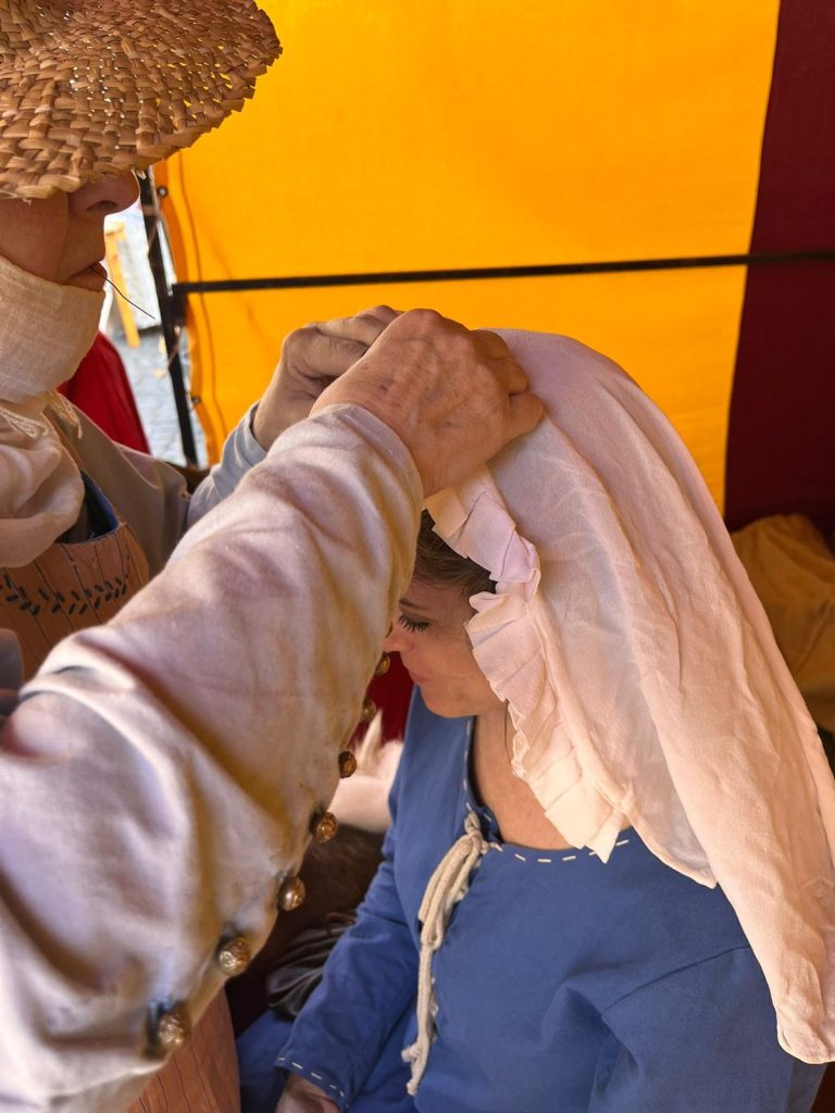 acconciature medievali