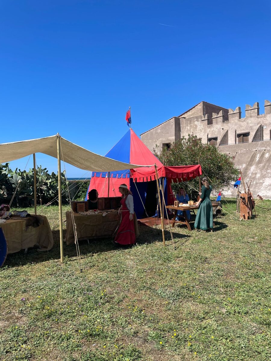 Arredamenti medievali - La Compagnia del Castello